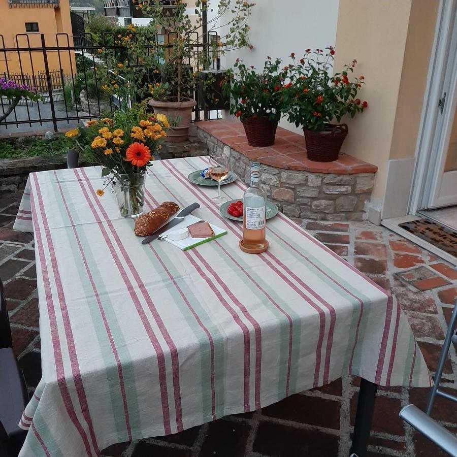 Appartamento Girasole, Salò Buitenkant foto